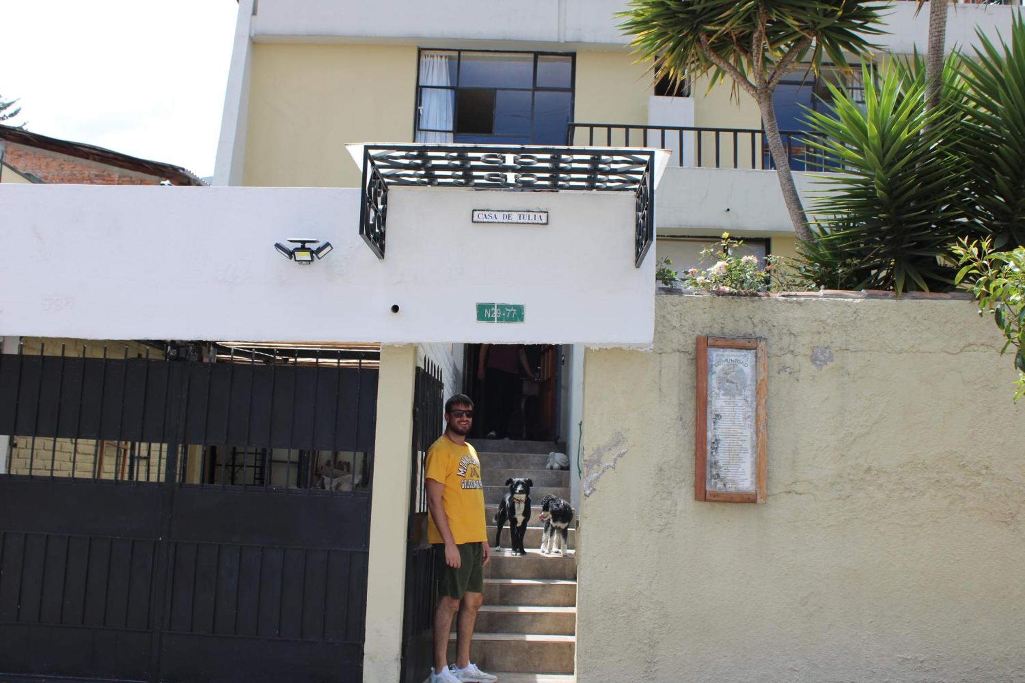 Appartamento Casa De Tulia Quito Esterno foto