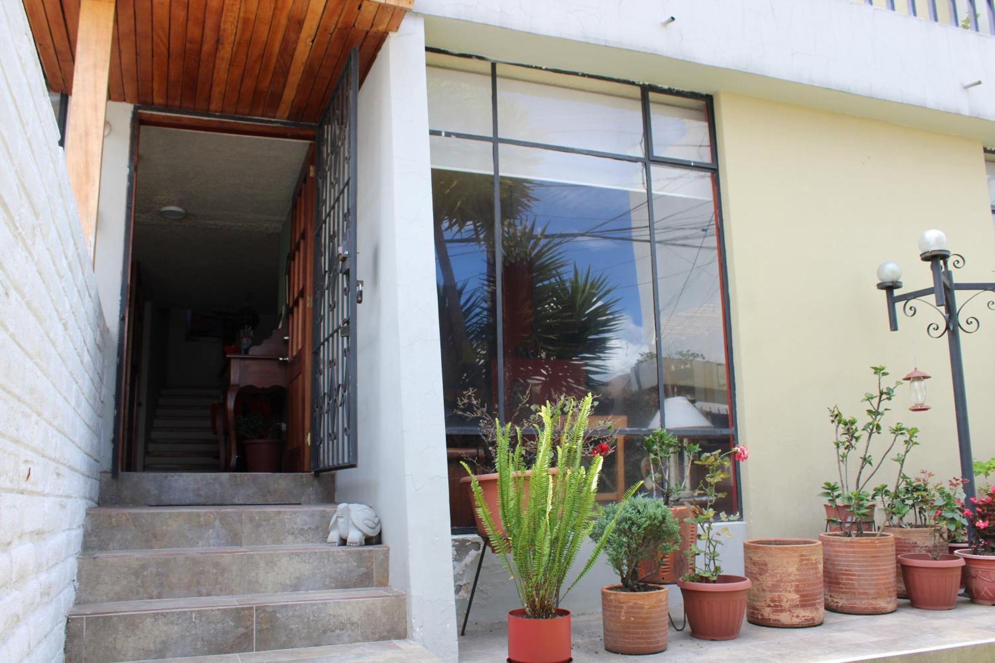 Appartamento Casa De Tulia Quito Esterno foto